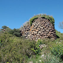 Laconi nuraghe Genna e Corte